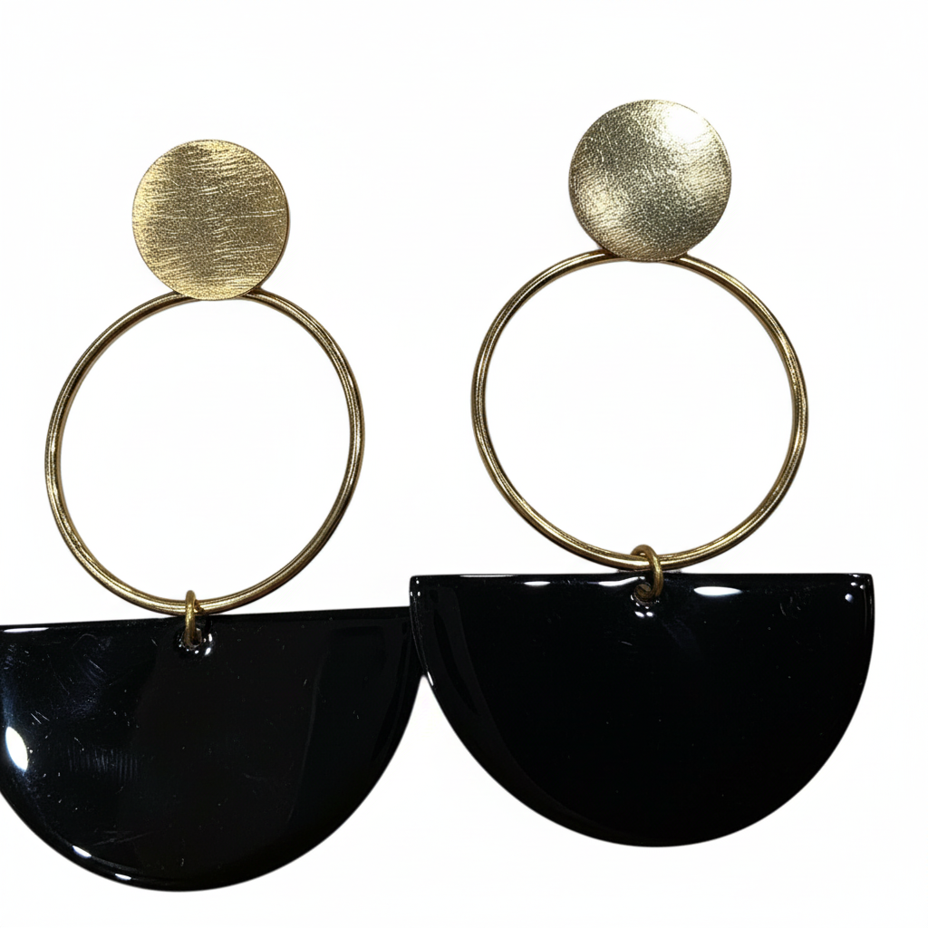 Pendientes Nera con esmalte negro - Detalle